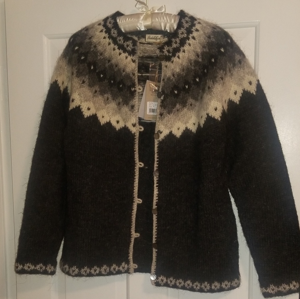 Authentic Icelandica Brand Sweater